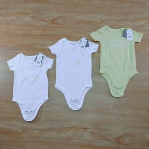 Grayson Mini Baby Bodysuit Bundle 3pk White Yellow Heart Sunshine 6-9M‎ 18M 24M